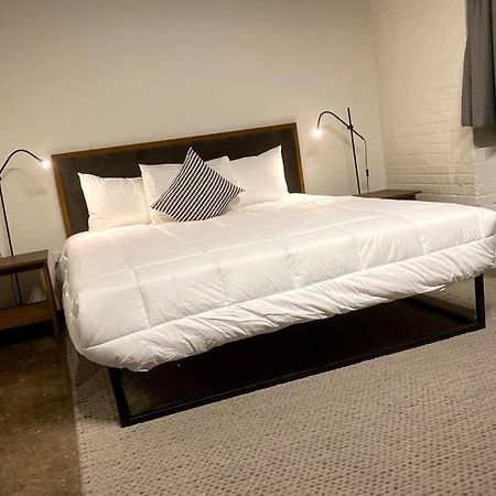 3E-*New* Apartment -5 Min From Downtown, Sleeps 4 Pittsburgh Exterior foto