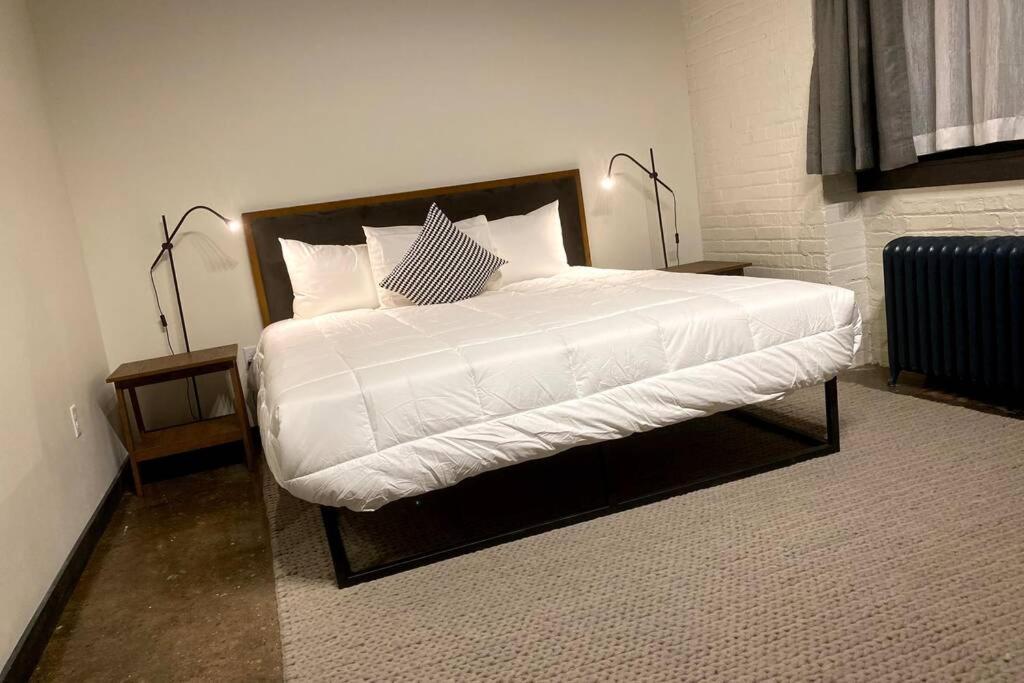3E-*New* Apartment -5 Min From Downtown, Sleeps 4 Pittsburgh Exterior foto